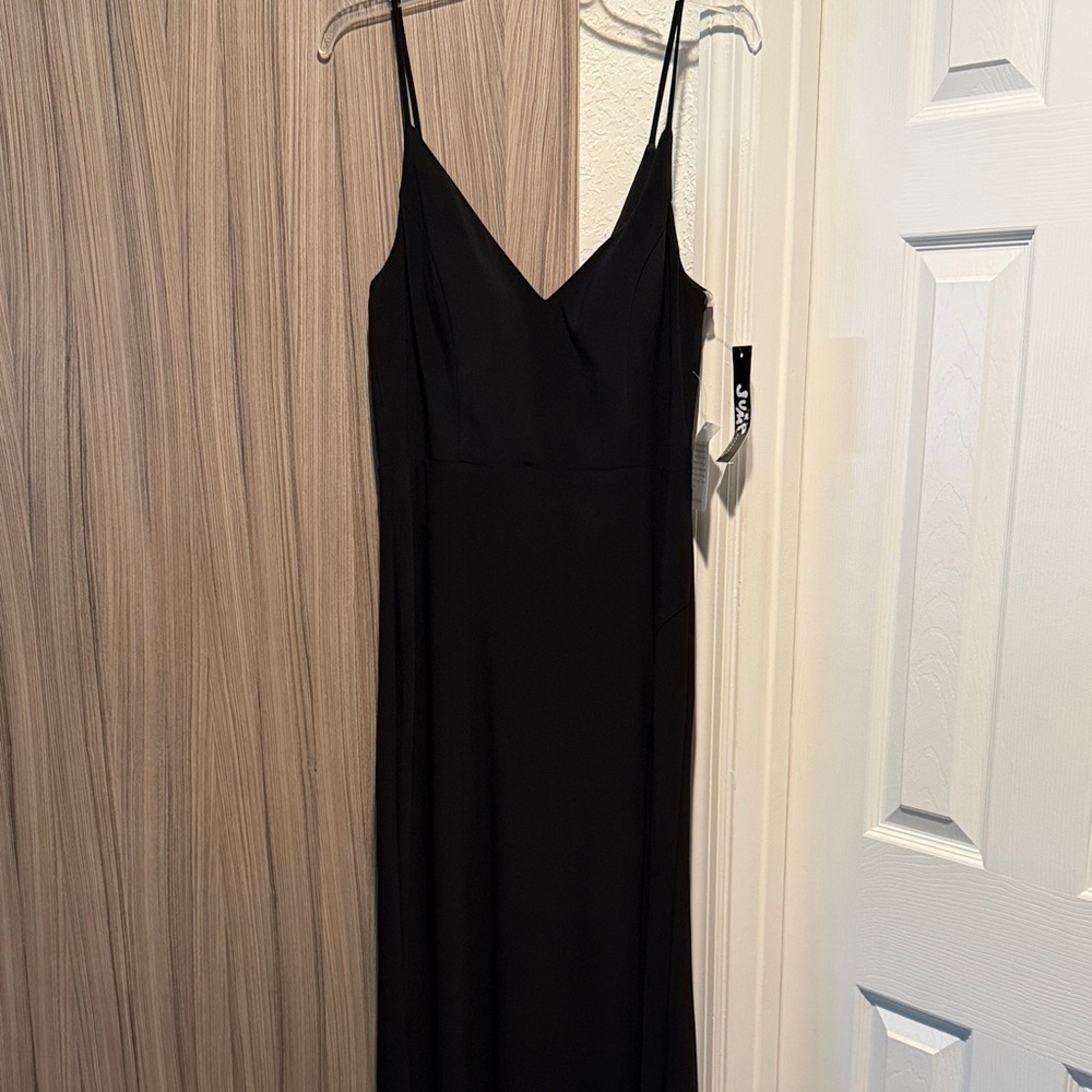 Elegant Black Spaghetti Strap Dress